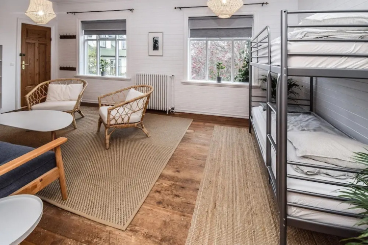 Apartment B29