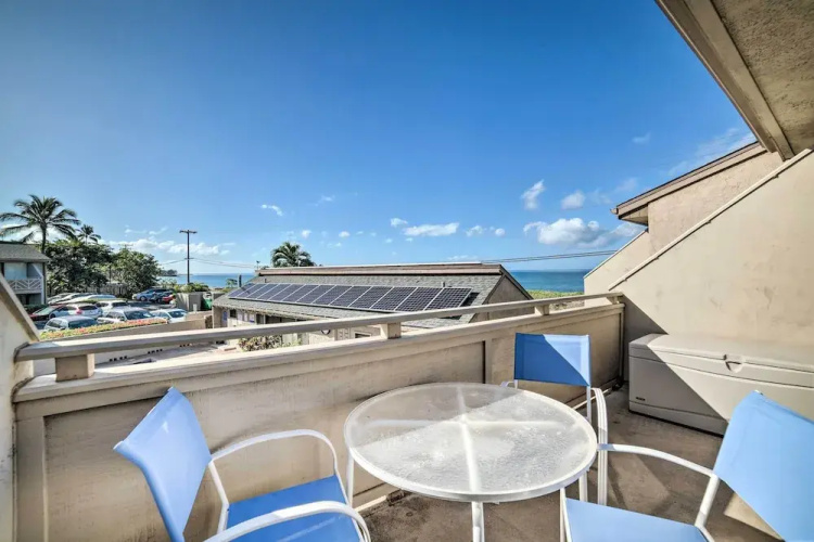 Kihei Oceanside Escape w/ Balcony - Steps to Beach