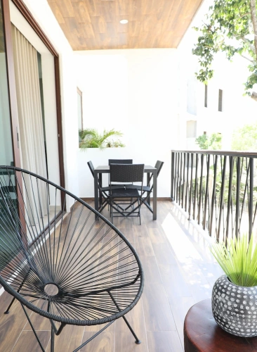 2 Bedrooms Apartment with garden view