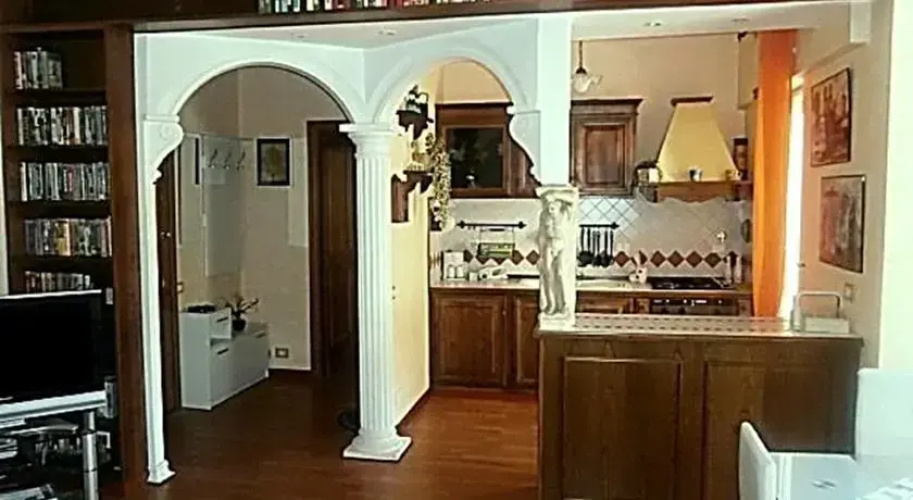 Samantha Holidays