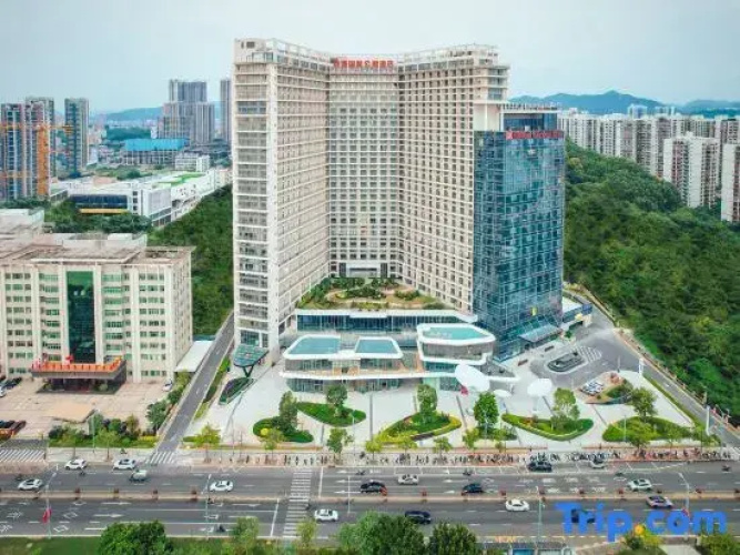 Xiaocheng International Apartment Hotel