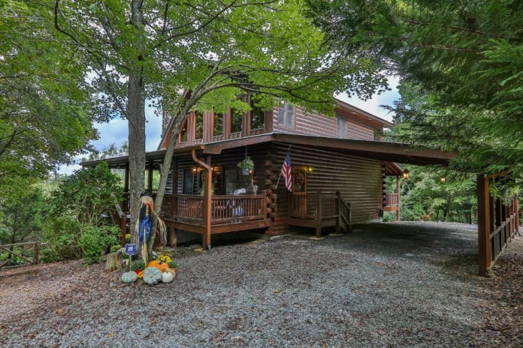 3 Bedrooms Cottage