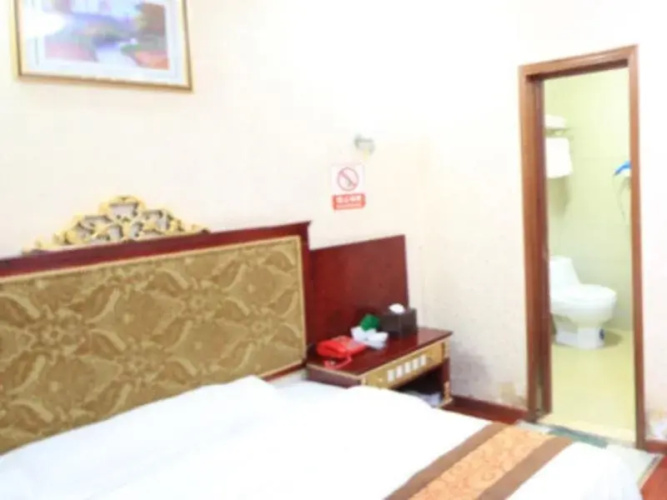 Jilv Hotel (Huashi)