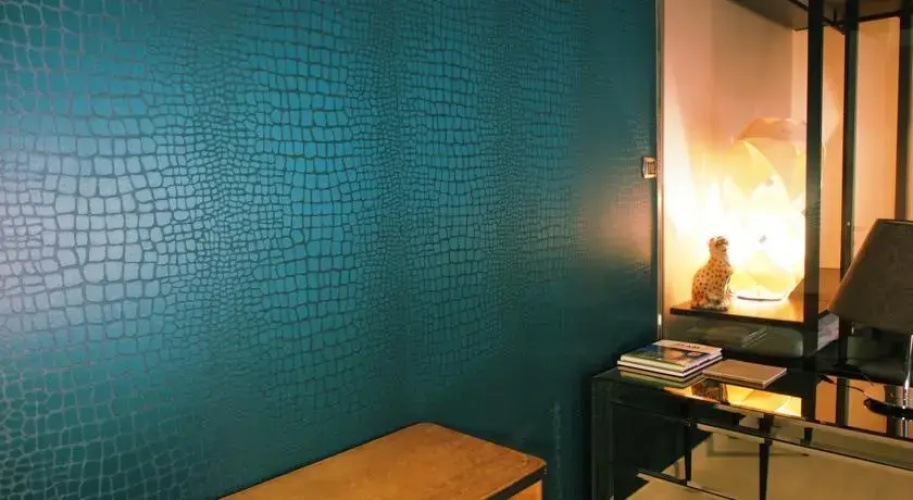 Giardini Wallcoverings Official Apartment