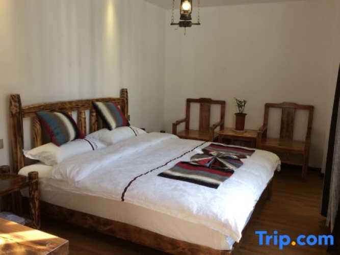 2 Bedrooms Business Suite