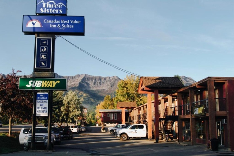 Canadas Best Value Inn & Suites photo 15
