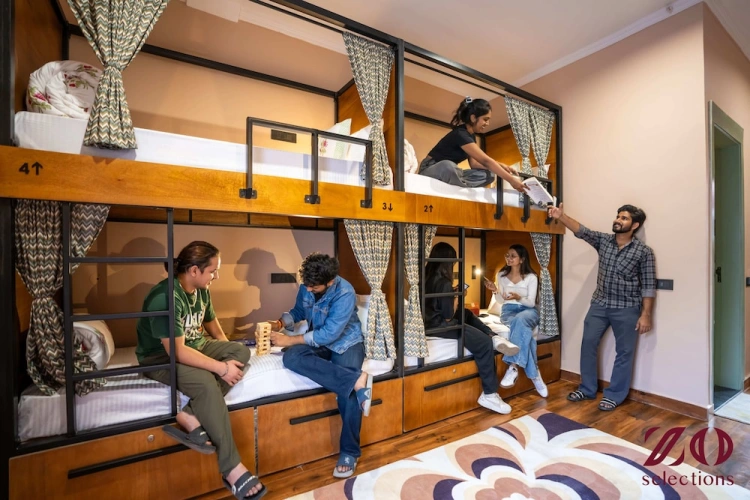 Bed in Dorm with balcony