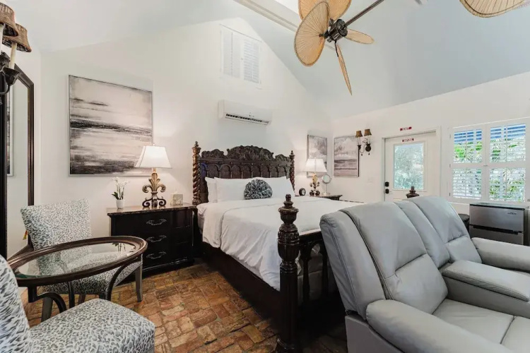 Guest House Suite
