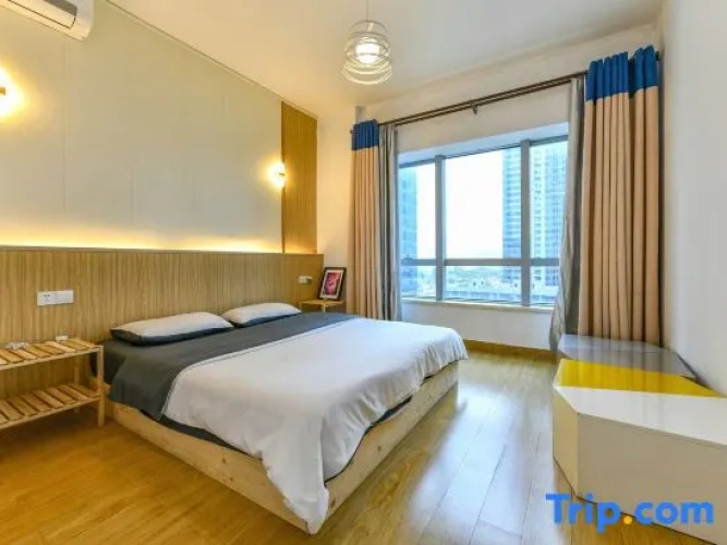 Executive Suite with city view