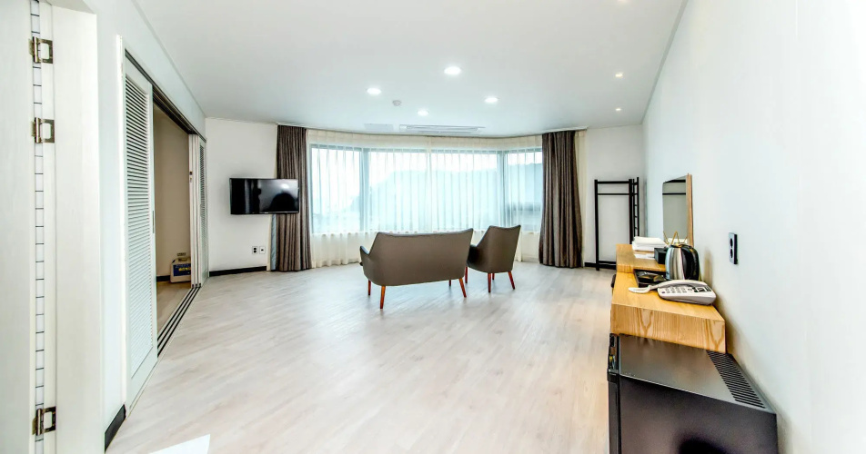 Nine Boutique Hotel