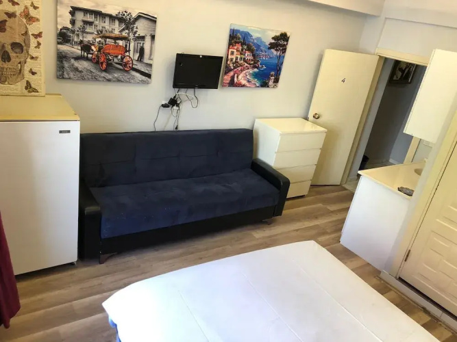 Banana Suite