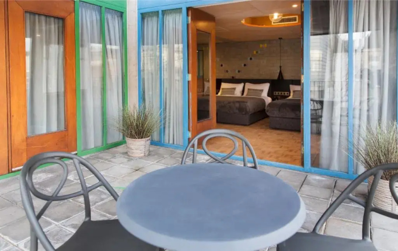 Quentin Zoo hotel