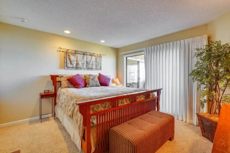 Watsonville Condo w/ Ocean Views & Beach Access