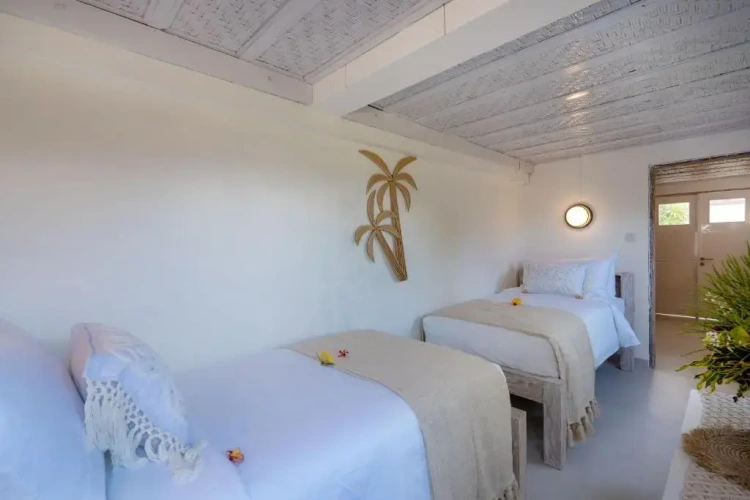 1 Bedroom Villa with balcony and with view