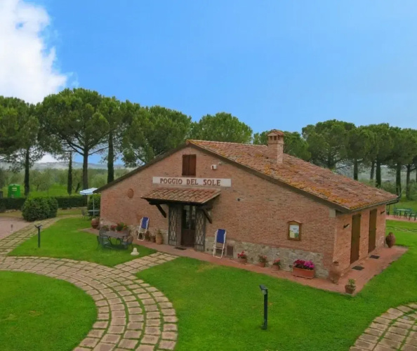 Rosehip apt With Shared Pool