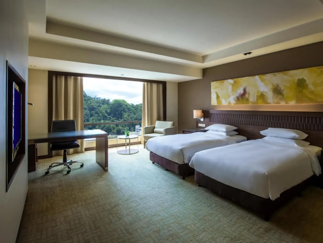 Twin room with city view