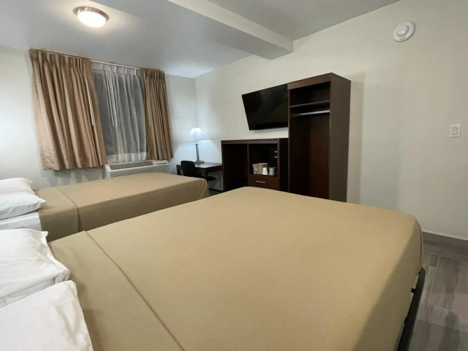 Hotel 369 Brooklyn