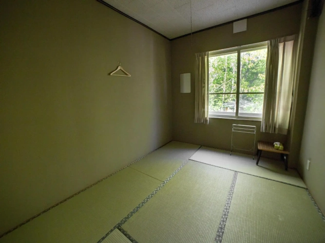 Bed in Dorm (female dorm)