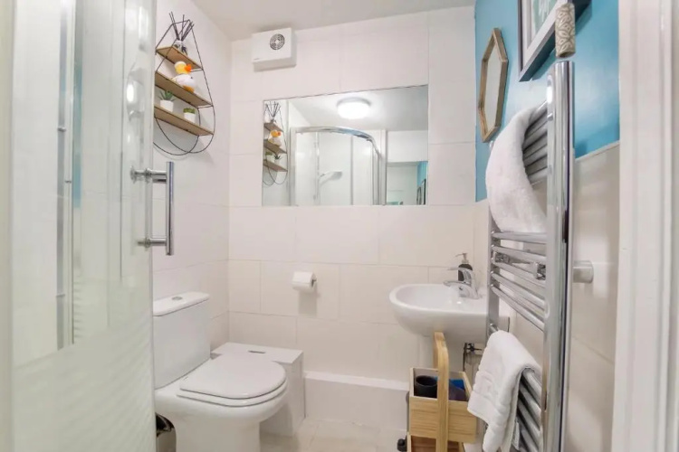 Abbotts Mews - Studio Apartment