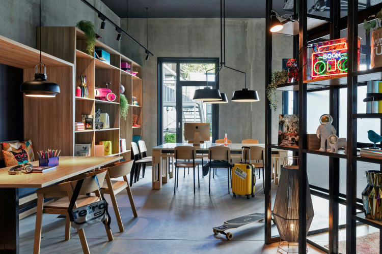 Moxy Hamburg City photo 21