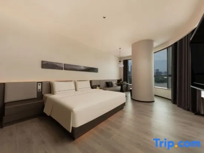 Standard Double room with river view