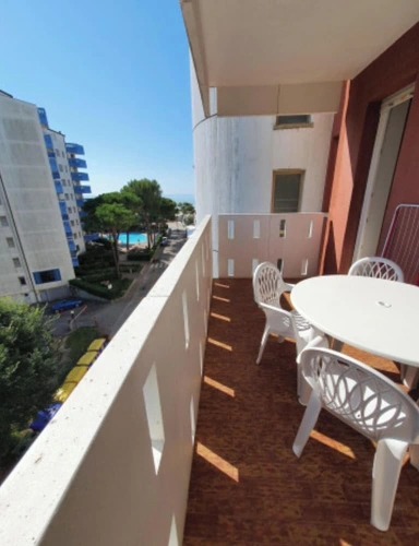 2 Bedrooms Apartment with ocean view