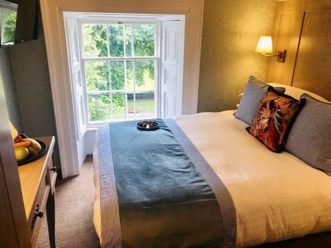 Avalon House Hotel