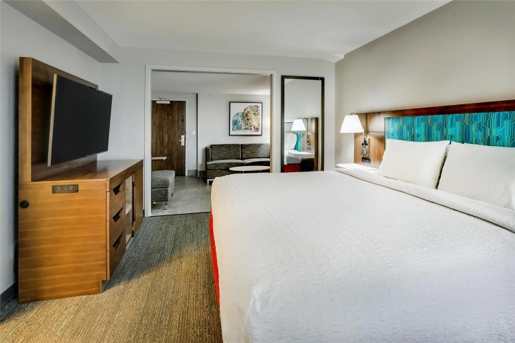 Quadruple Suite