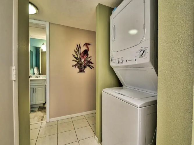 440 West Condos 908N