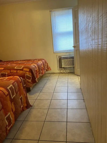 Offshore Motel