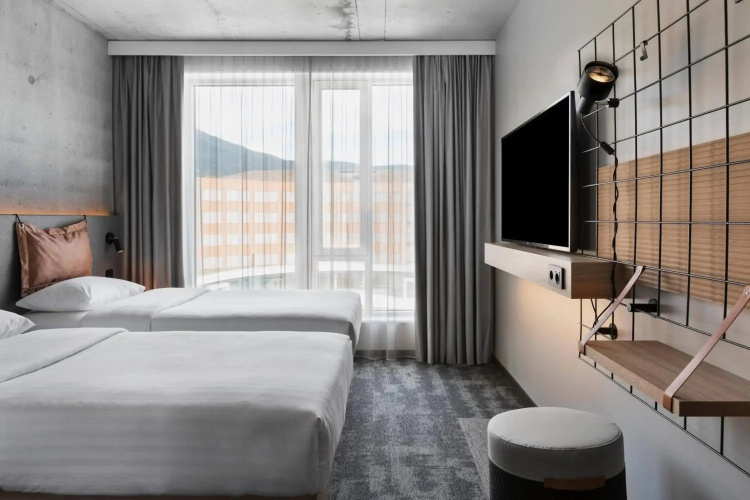 Moxy Bergen