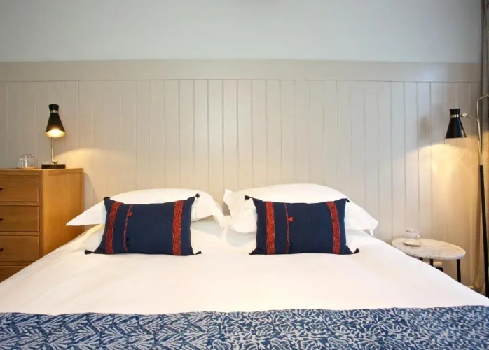 2 Bedrooms Cottage