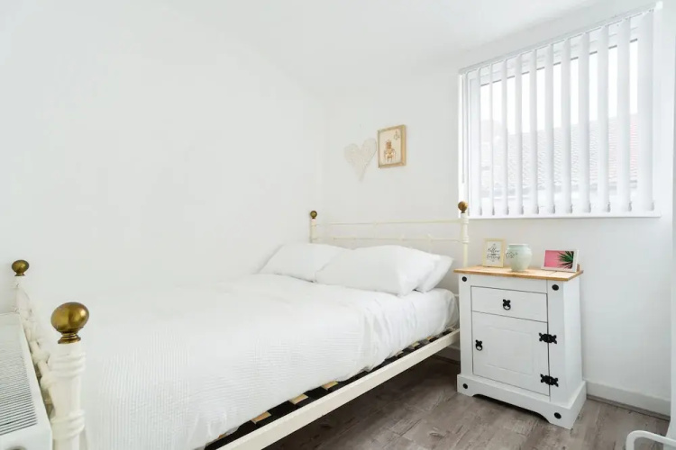 Liverpool Apartment Near City Centre