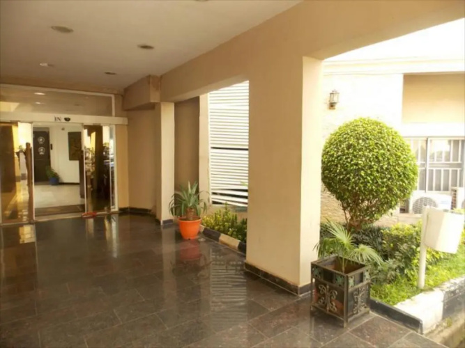 Savannah Suites