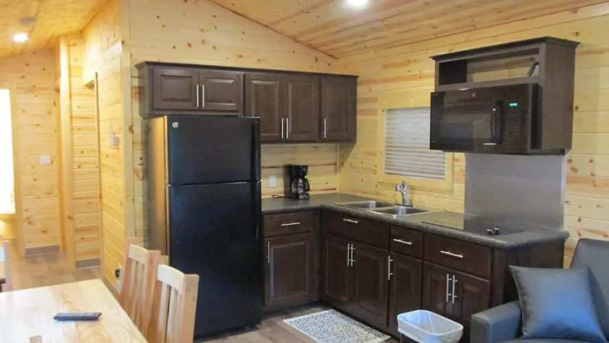 2 Bedrooms Cottage