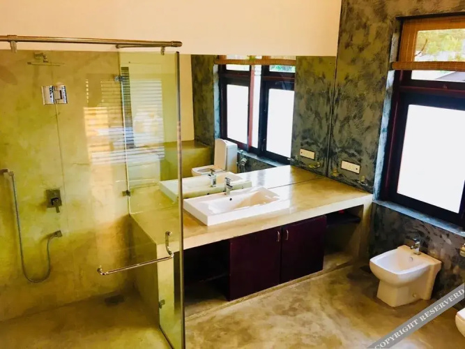 8 Plus Villa