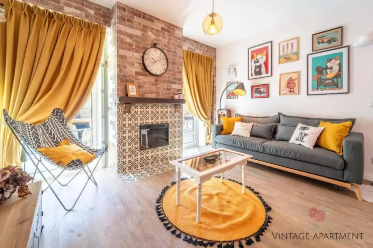 7 Styles Apartments by Raspberry Cascade
