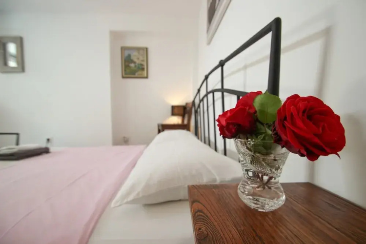 Carla Guest House
