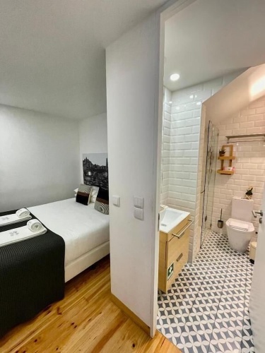 Standard Double Basement Studio
