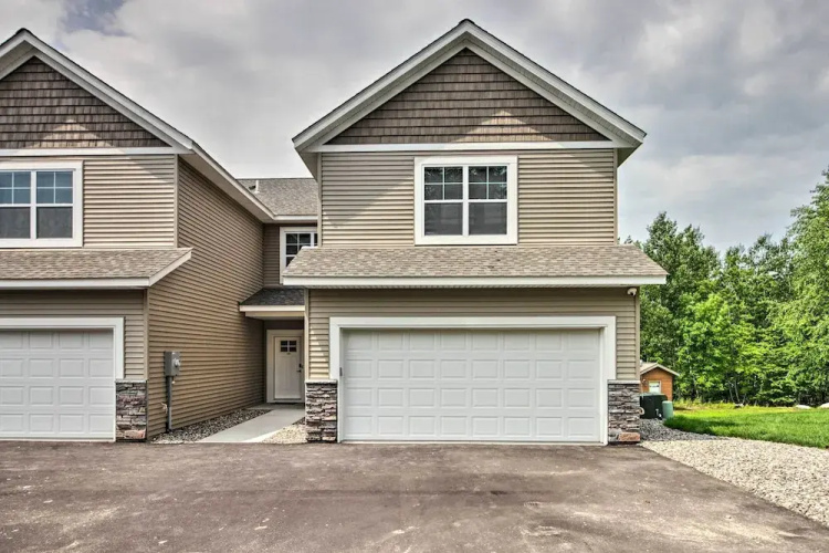 Upscale Townhome in Causeways on Gull Resort!