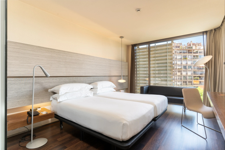 B-Hotel