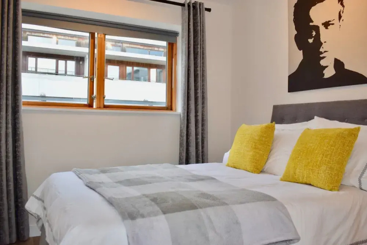 Modern Flat Near Dublin Castle