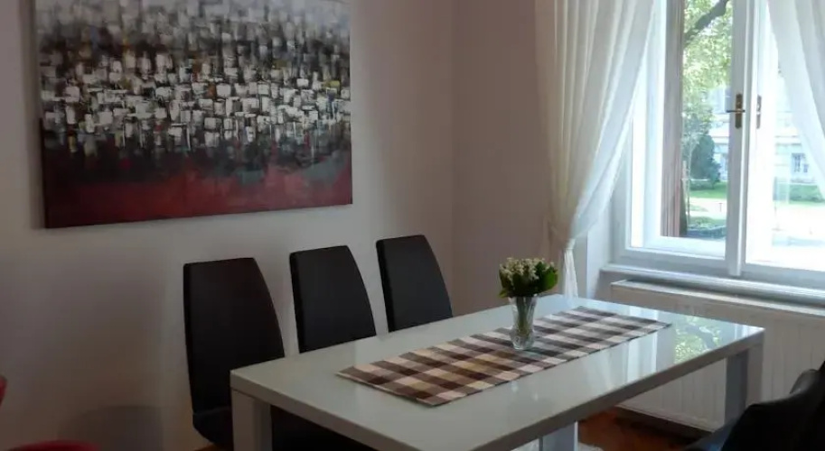 Apartment Nest Star