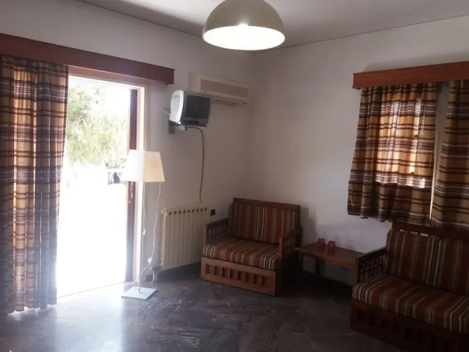 Elpida Apartments
