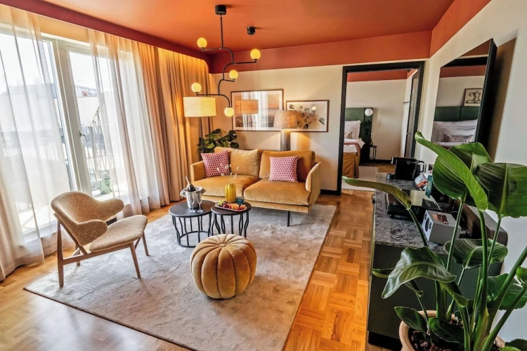 Double Suite