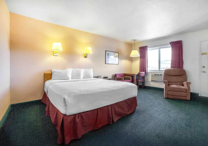 Rodeway Inn Whitehalla