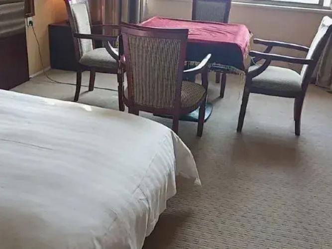Changhe Hostel