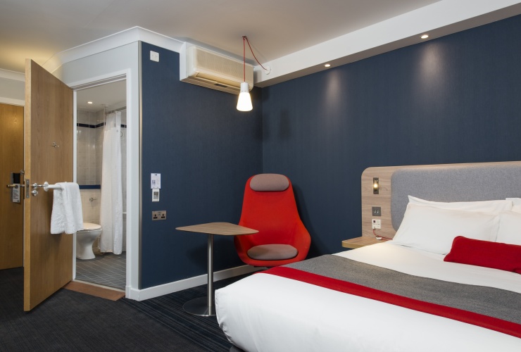 Holiday Inn Express Edinburgh - Leith Waterfront photo 7