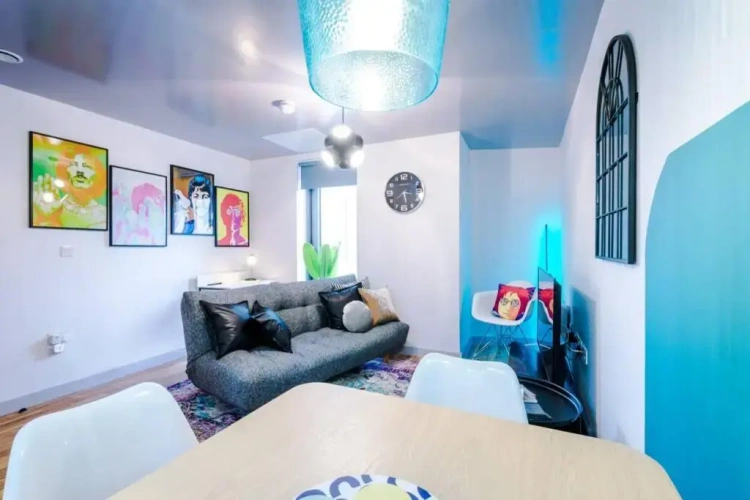 1 Bedroom Apartment