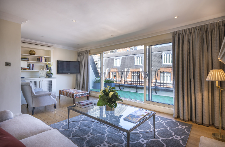 The Capital Hotel, Apartments & Townhouse photo 21